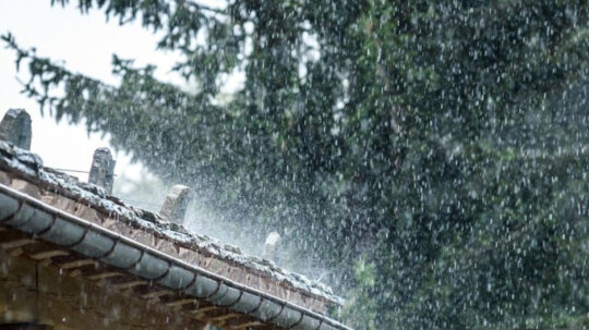 ¿Cómo implementar sistemas de recuperación de agua de lluvia en tu hogar?